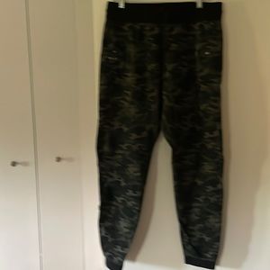 BYLT elite+ joggers  men’s XL